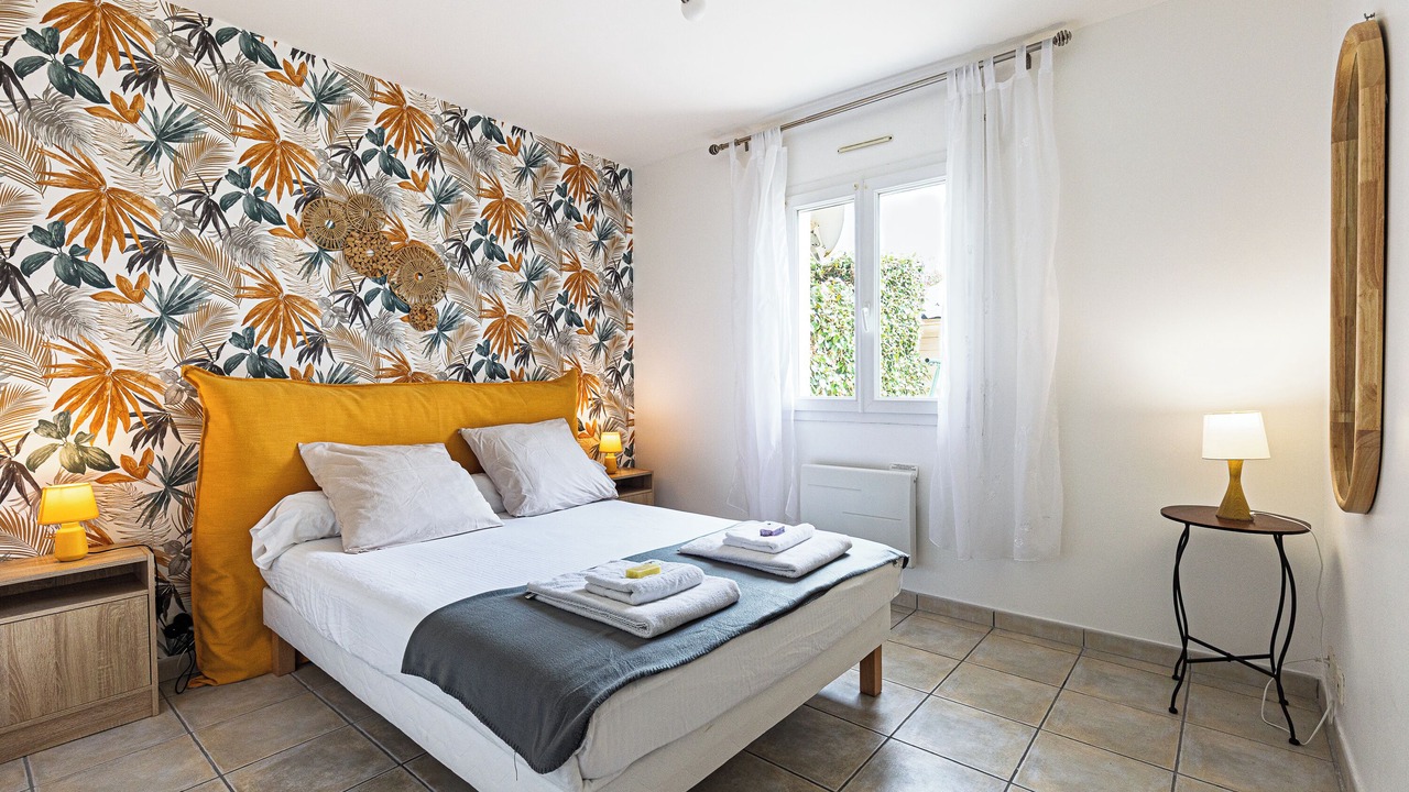 Photo of Bedroom in Messanges