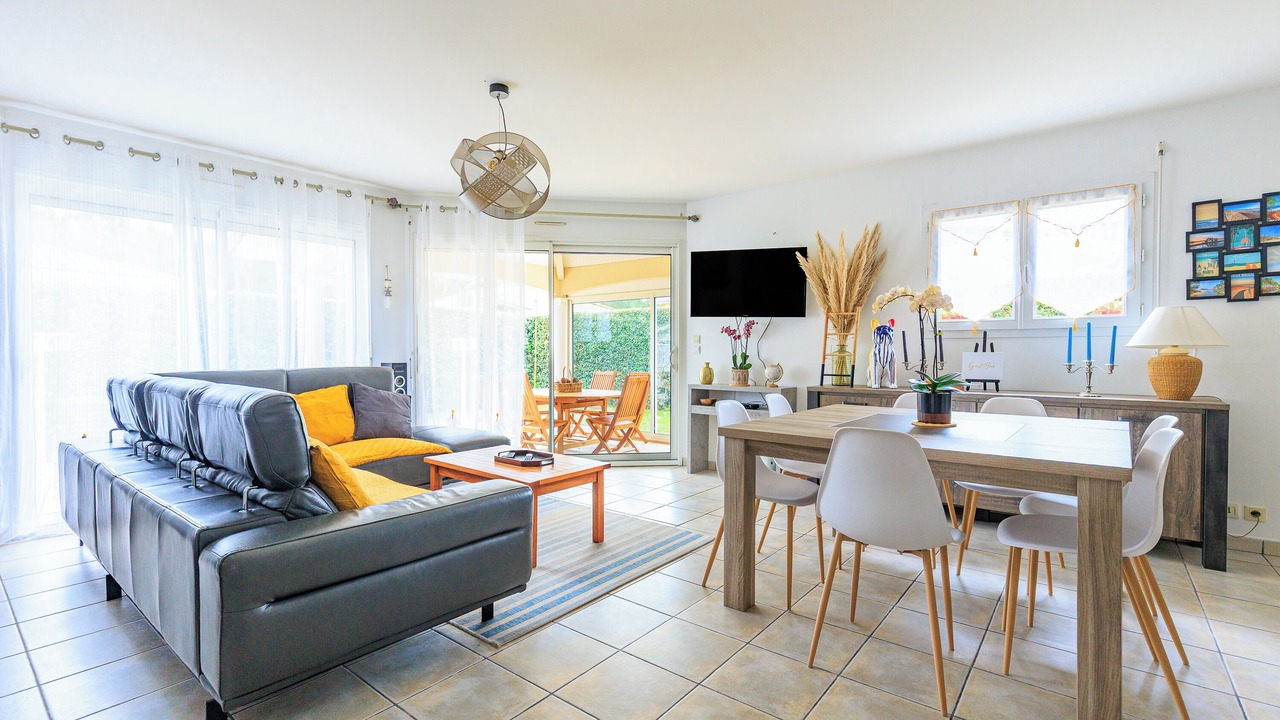 Photo of Livingroom in Messanges
