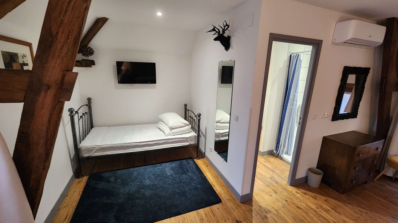 Photo of Bedroom in Saint-Germain