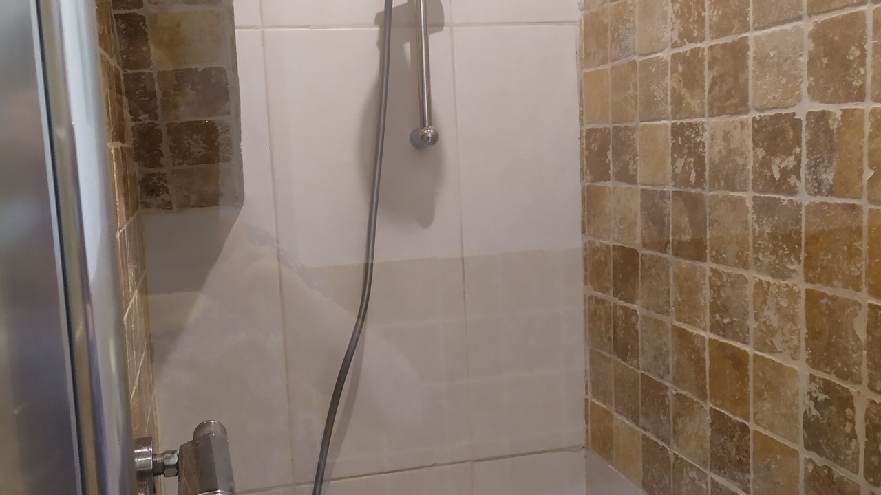 Photo of Bathroom in Saint-Cybranet