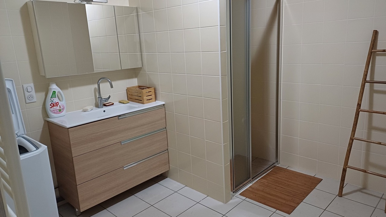 Photo of Bathroom in Saint-Oradoux-de-Chirouze