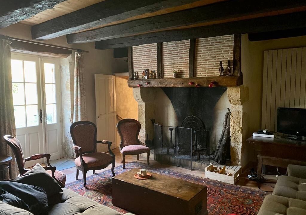 Photo of Livingroom in Saint-Amand-de-Vergt