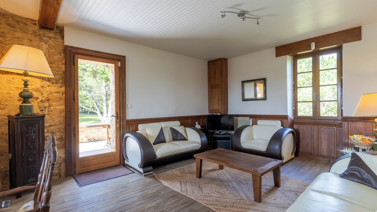 Photo of Livingroom in Sainte-Foy-de-Belves