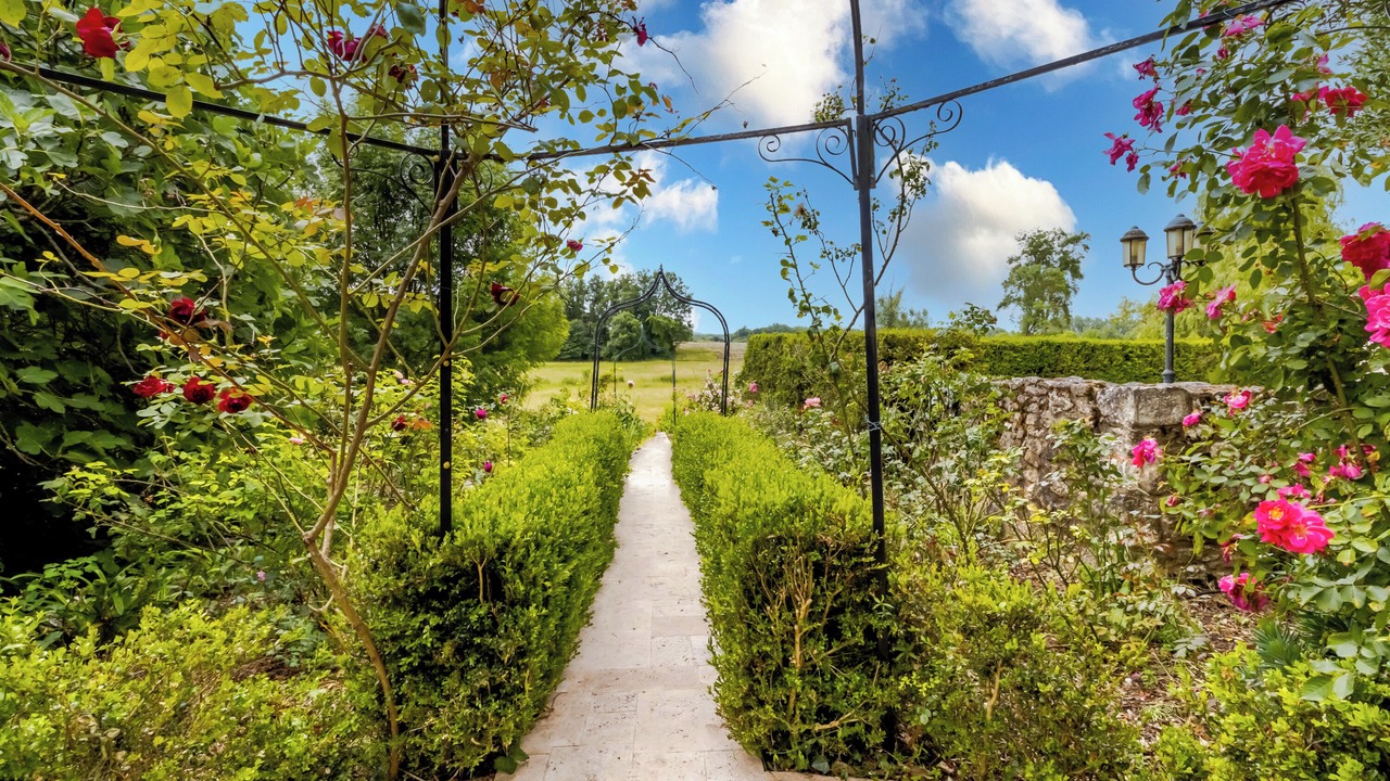 Photo of Outdoor in Bouniagues