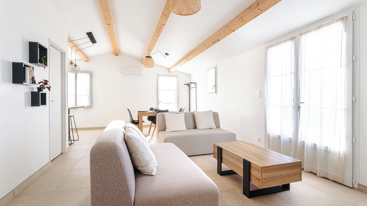 Photo of Livingroom in Domino