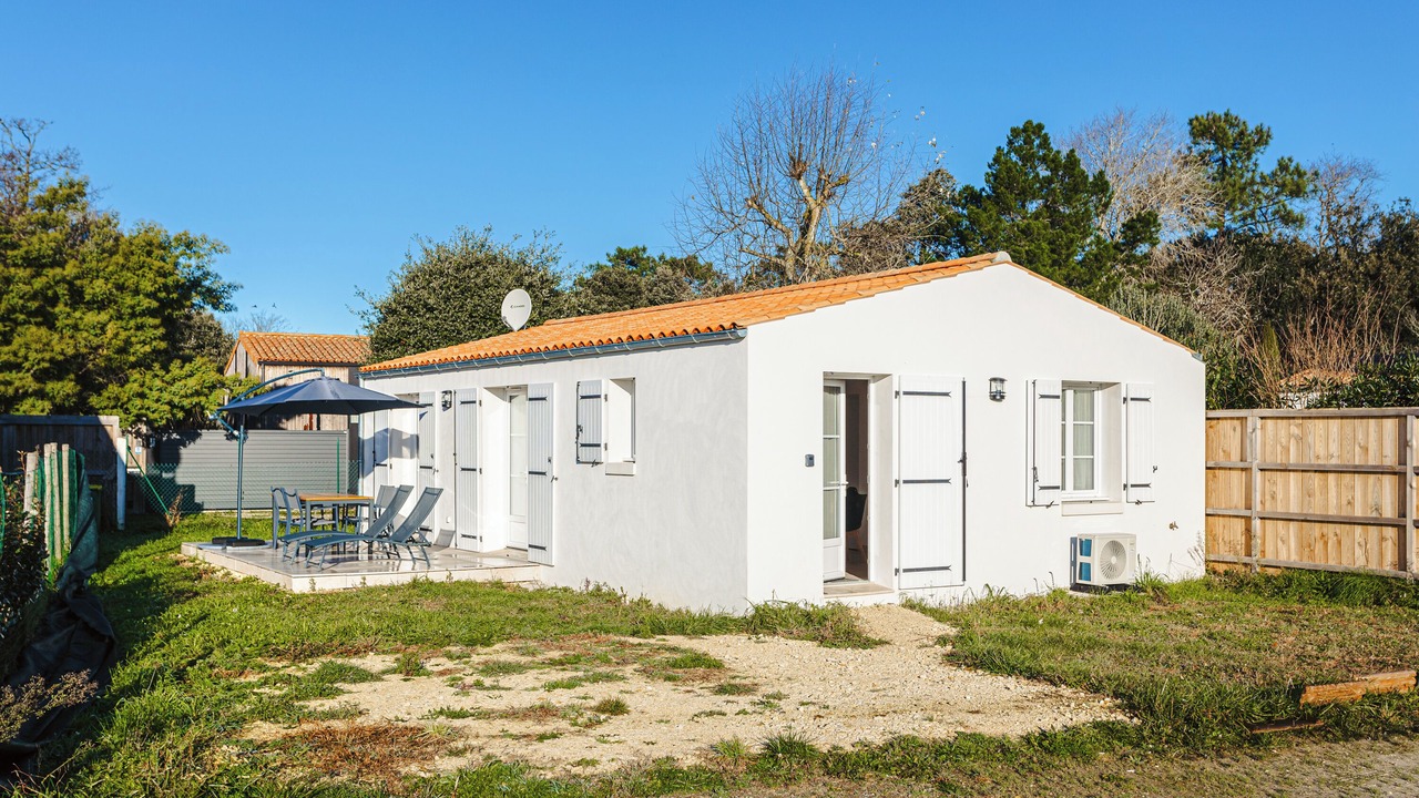 Photo of Outdoor in Domino