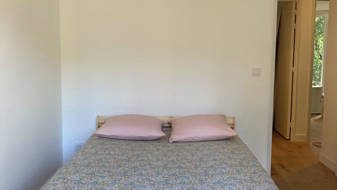 Photo of Bedroom in Lanton