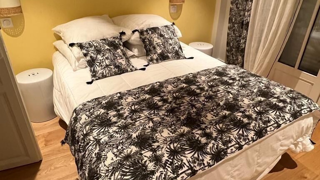 Photo of Bedroom in Cap-Ferret