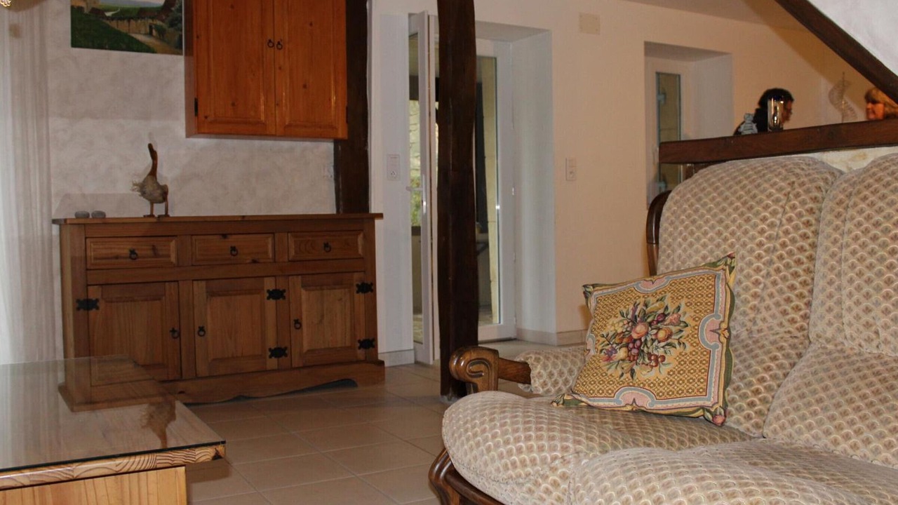 Photo of Livingroom in Saint-Julien-de-Lampon