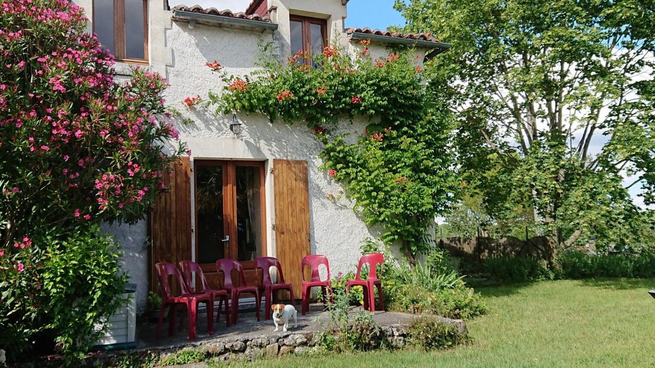 Photo of Outdoor in Salles-Lavalette