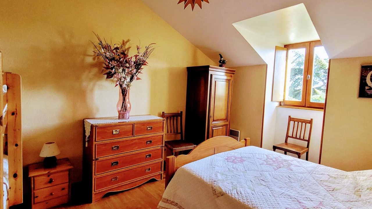 Photo of Bedroom in Salles-Lavalette