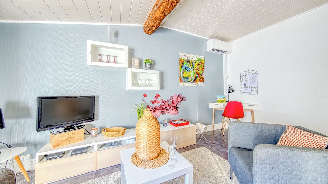 Photo of Livingroom in Libourne