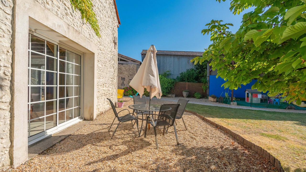 Photo of Outdoor in Saint-Seurin-de-Palenne