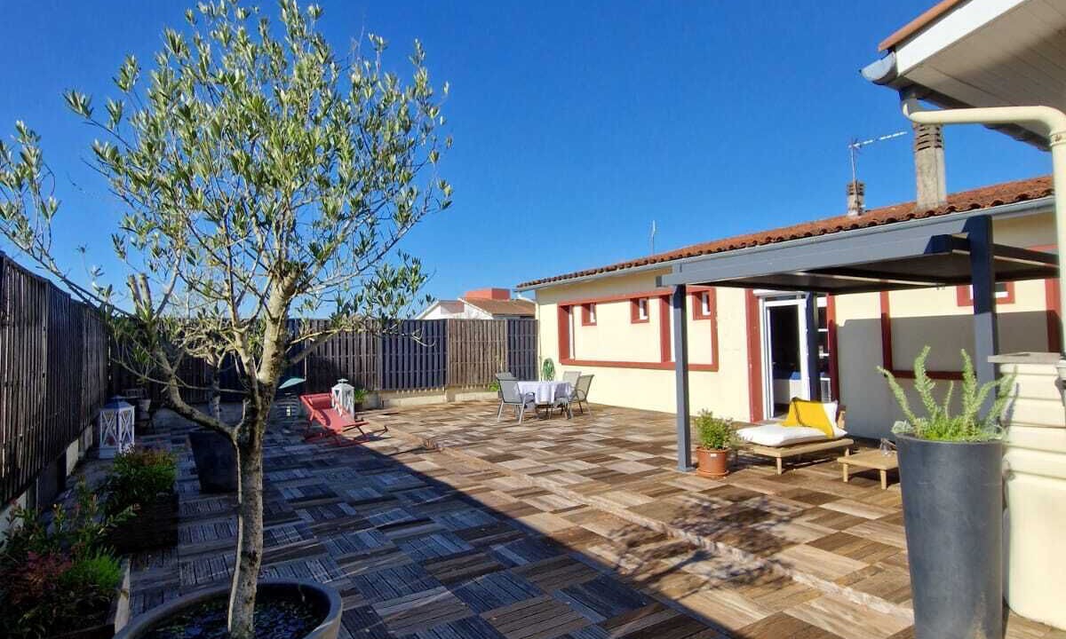 Photo of Patio Balcony in Libourne
