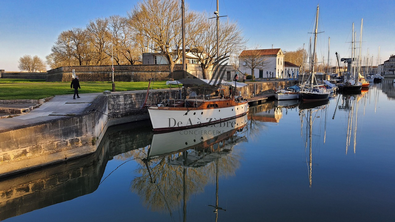Photo of Others in Rochefort