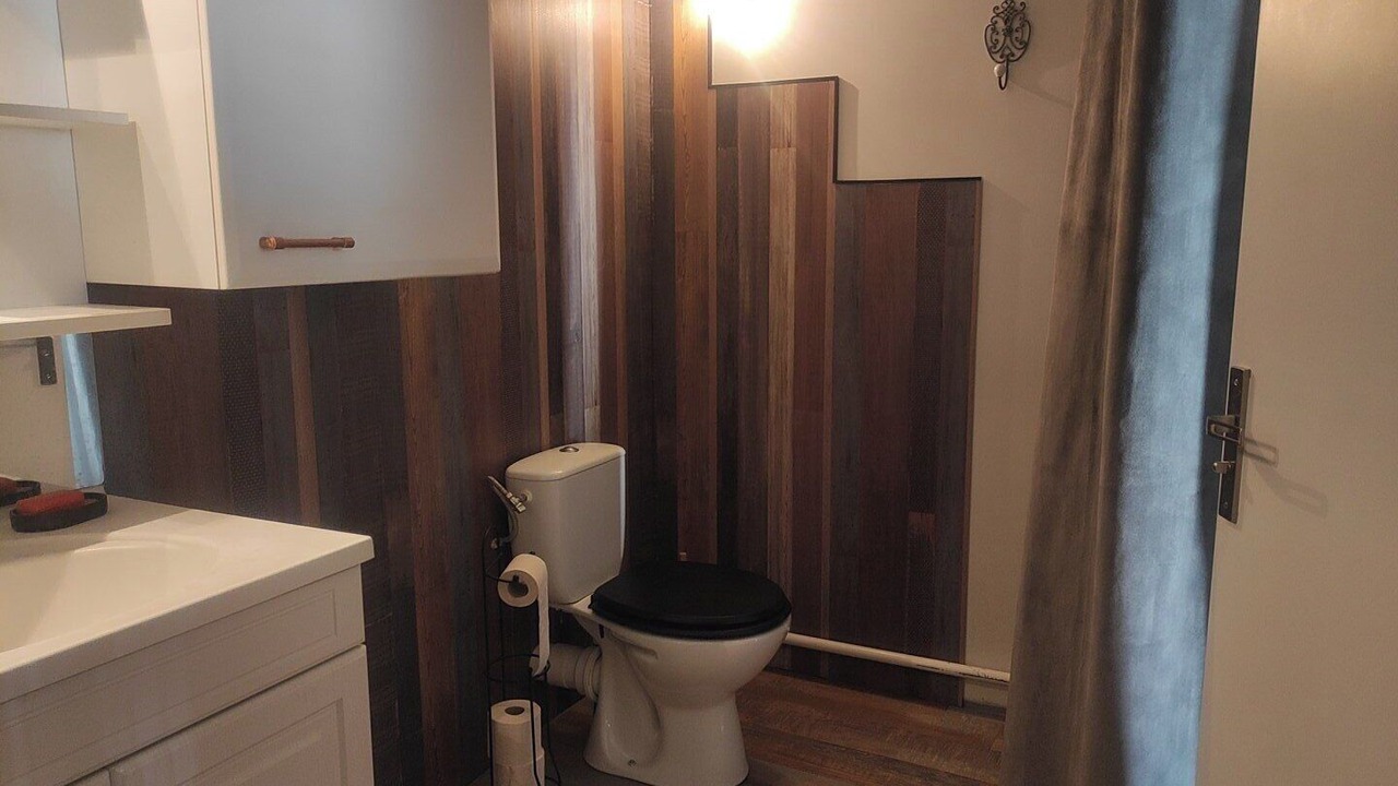 Photo of Bathroom in Montrem