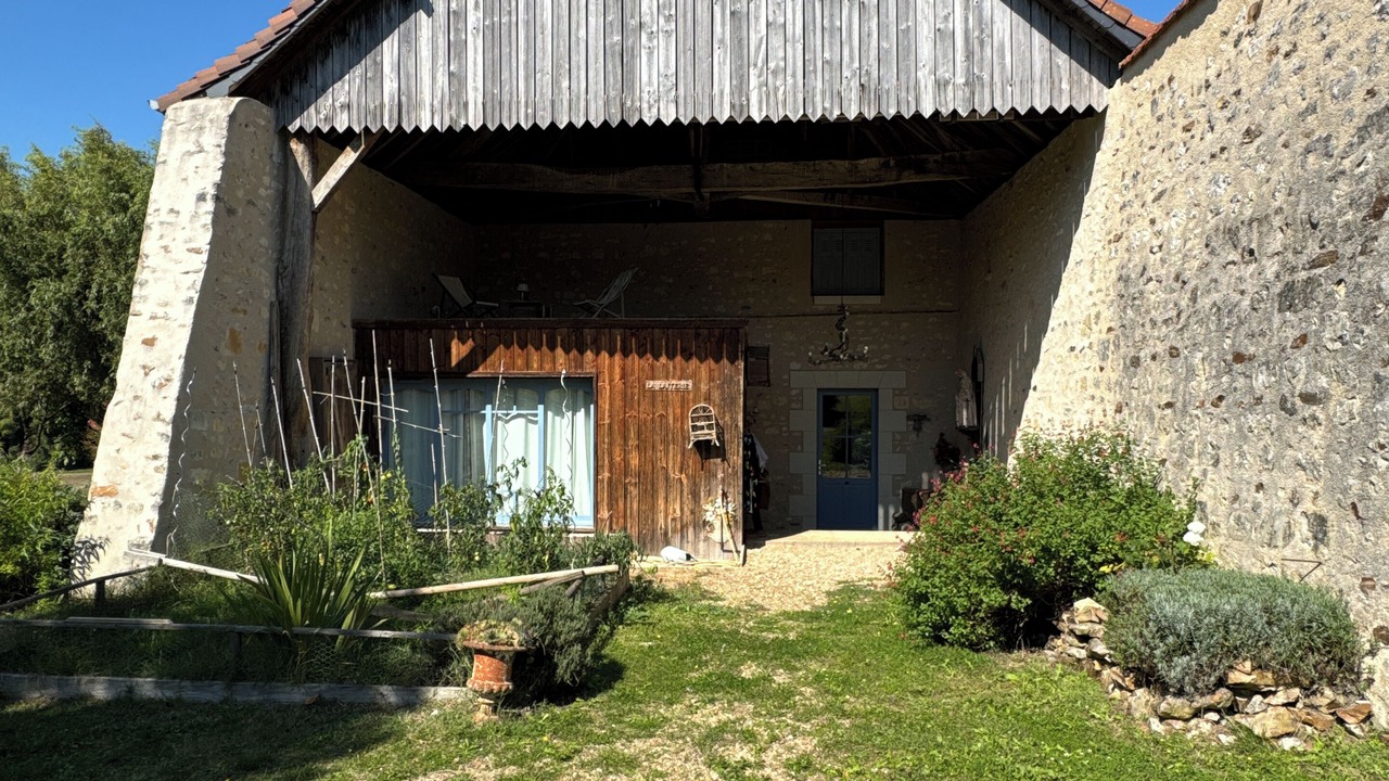 Photo of Outdoor in Maire