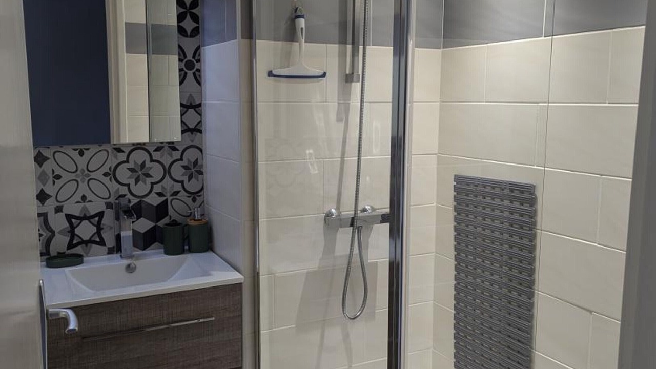Photo of Bathroom in Saint-Maurice-des-Lions