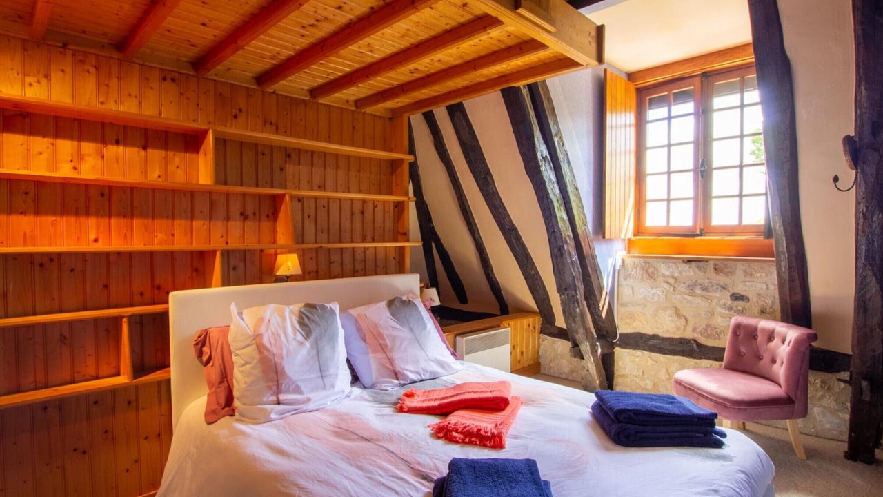 Photo of Bedroom in Thenon