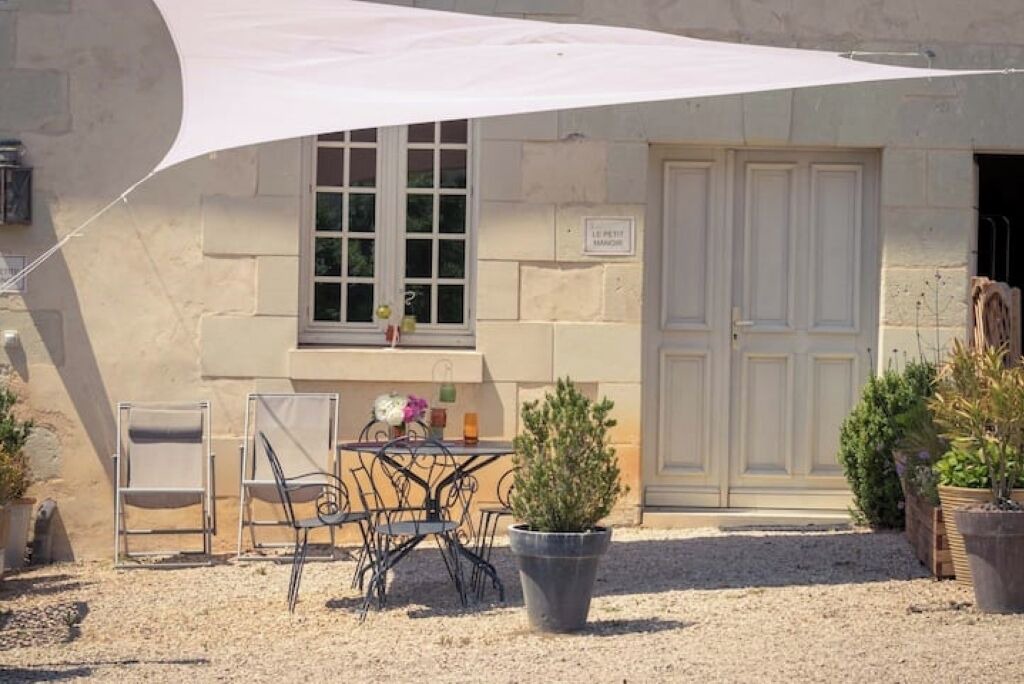 Photo of Outdoor in Saires