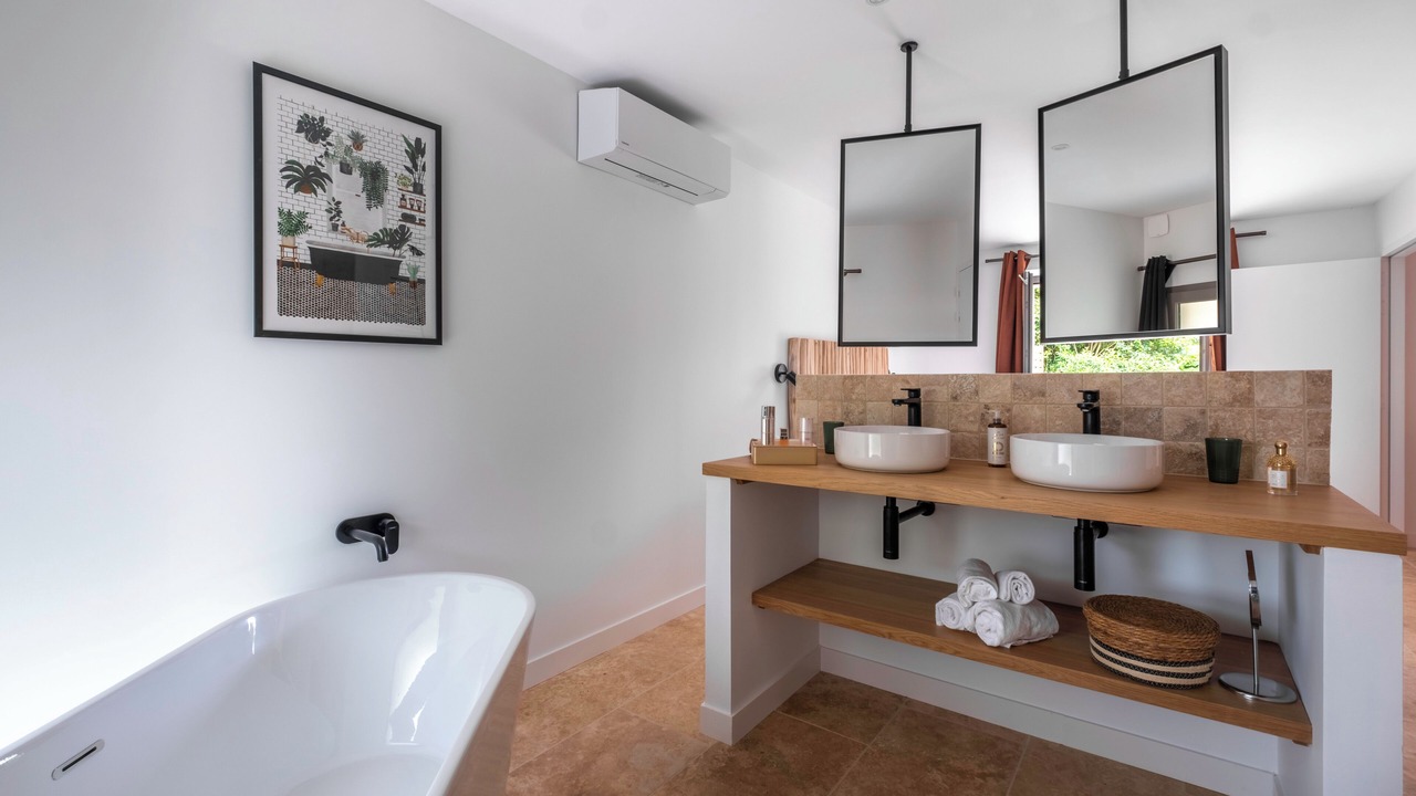 Photo of Bathroom in Prignac-et-Marcamps