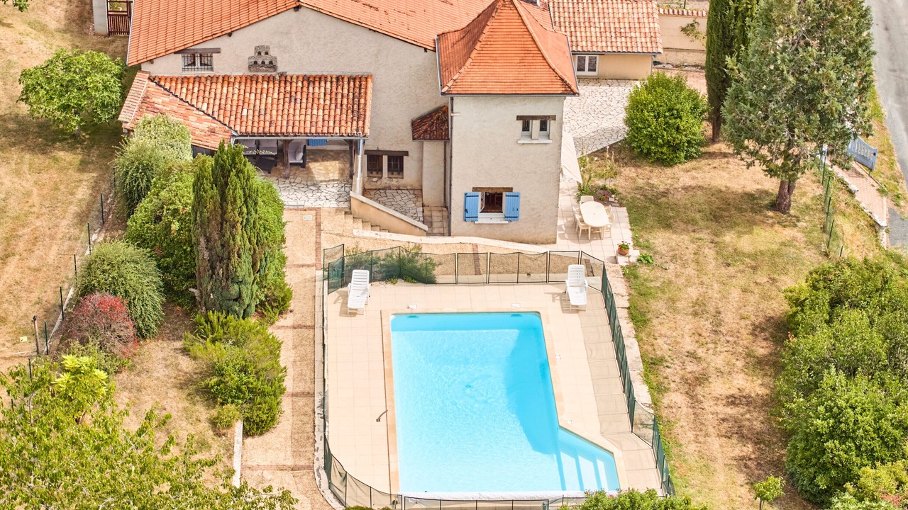 Photo of Outdoor in Leguillac-de-l'Auche