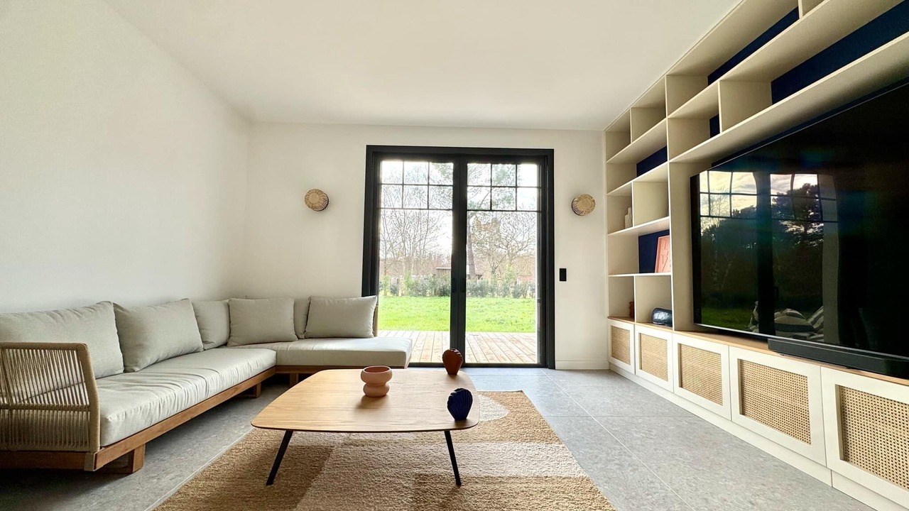 Photo of Livingroom in Gujan-Mestras