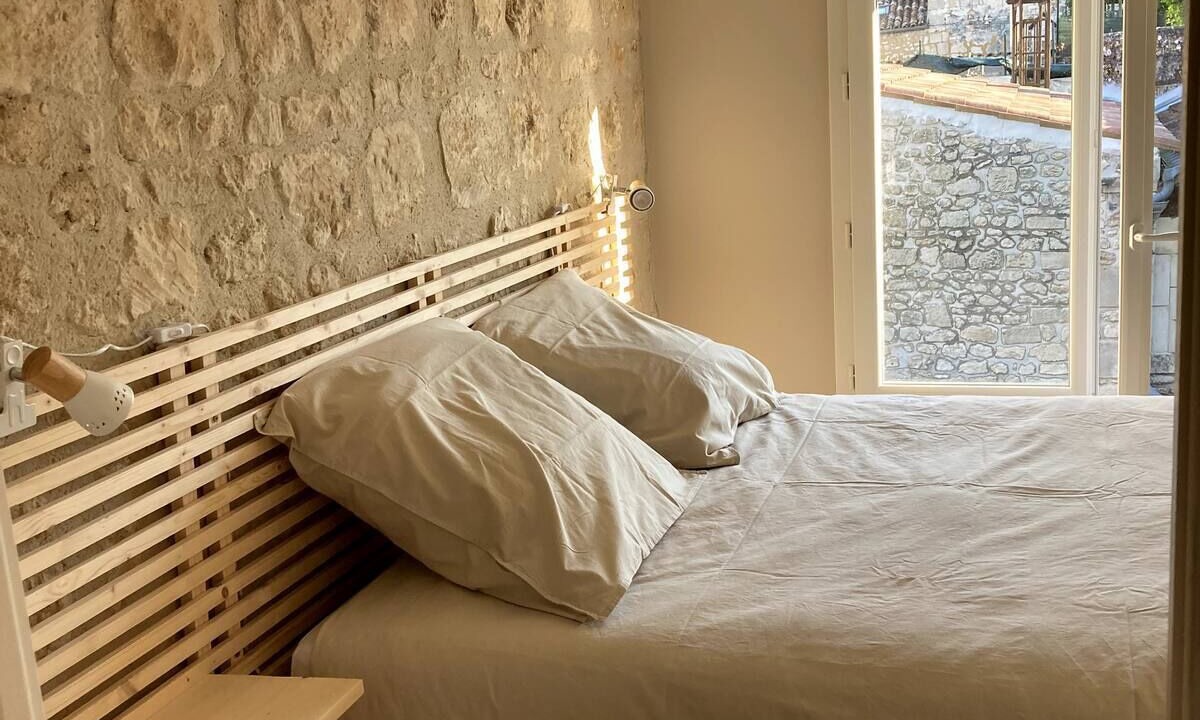 Photo of Bedroom in Pons