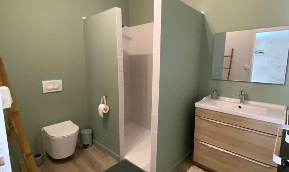 Photo of Bathroom in Pons