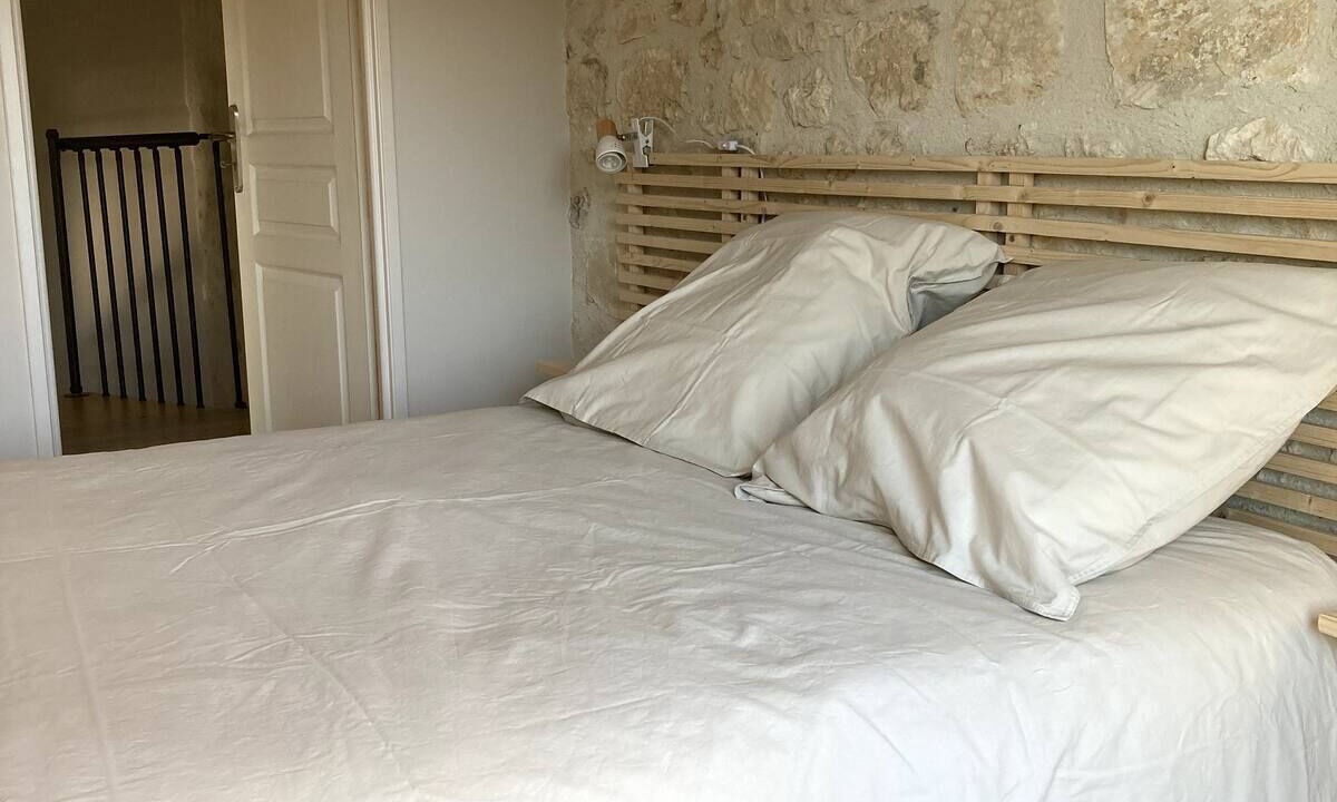 Photo of Bedroom in Pons