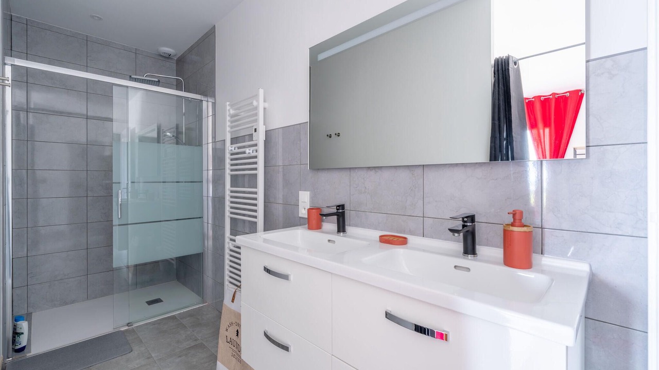 Photo of Bathroom in Belves-de-Castillon