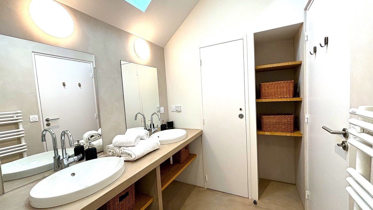 Photo of Bathroom in Saint-Vincent-de-Cosse