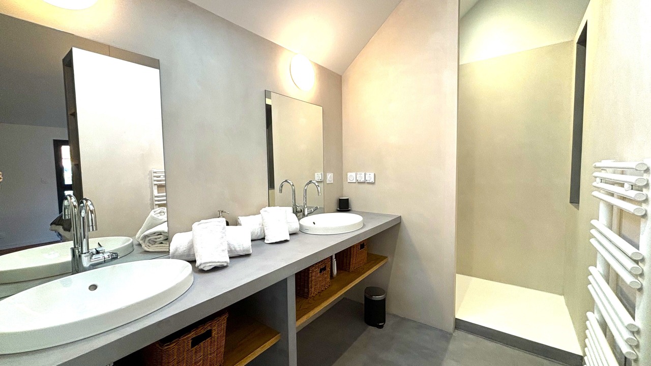 Photo of Bathroom in Saint-Vincent-de-Cosse