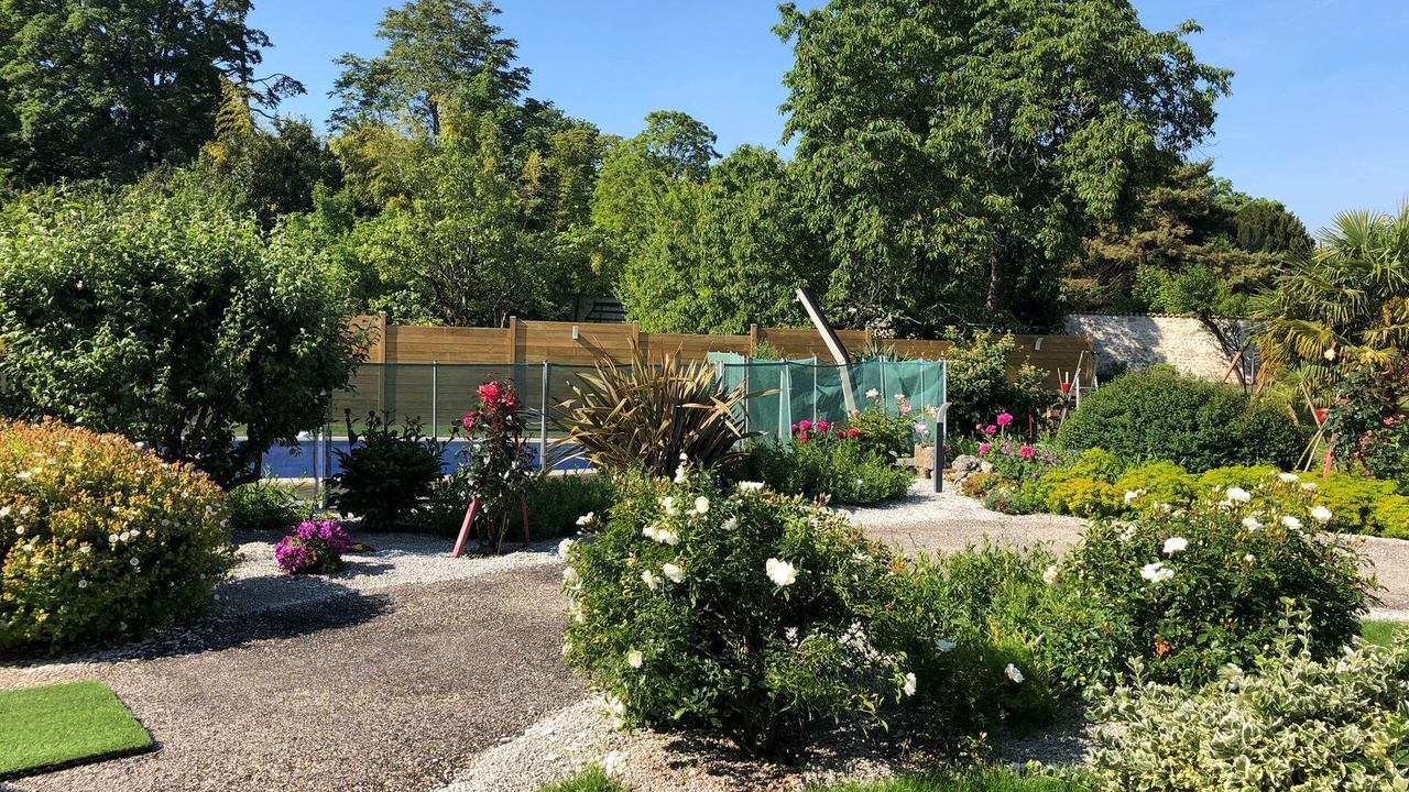 Photo of Others in Barbezieux-Saint-Hilaire