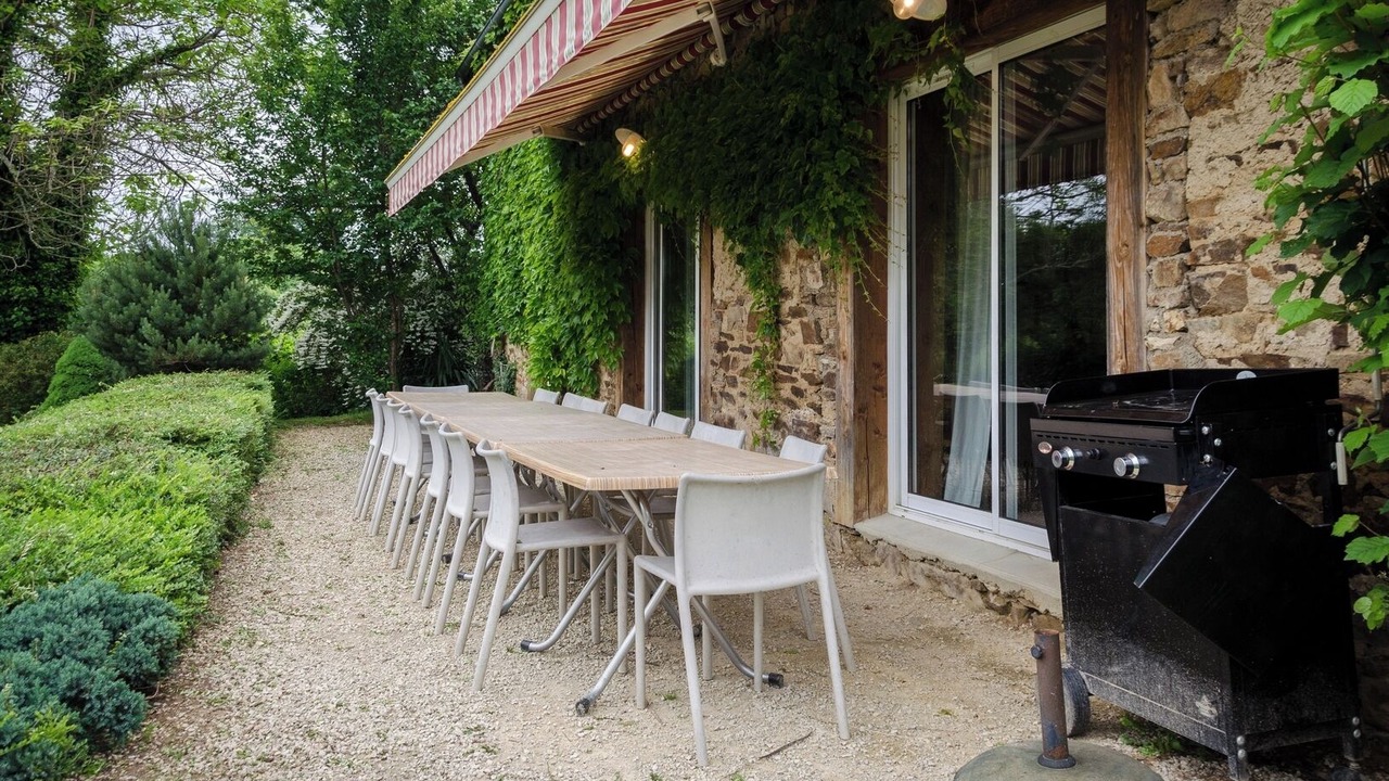 Photo of Outdoor in Angoisse