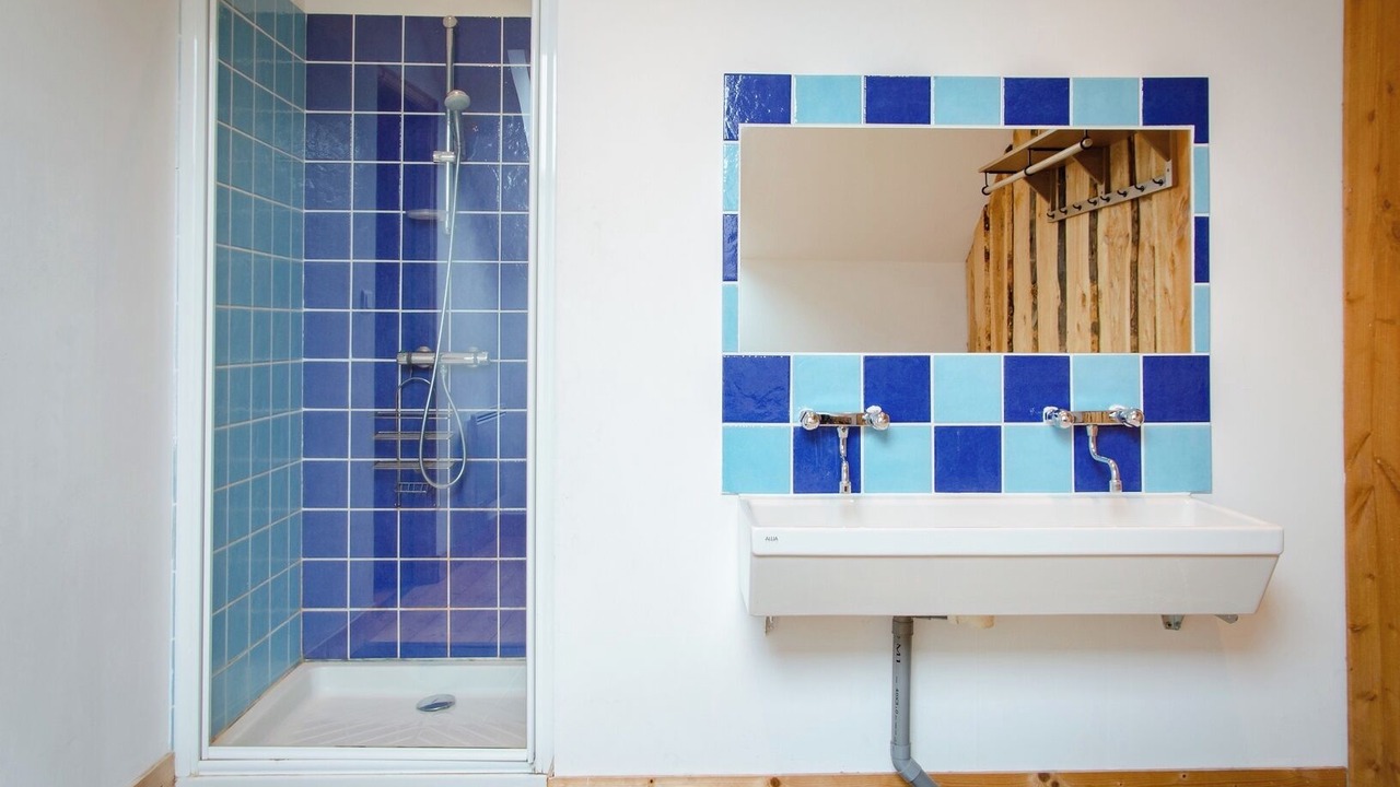 Photo of Bathroom in Angoisse