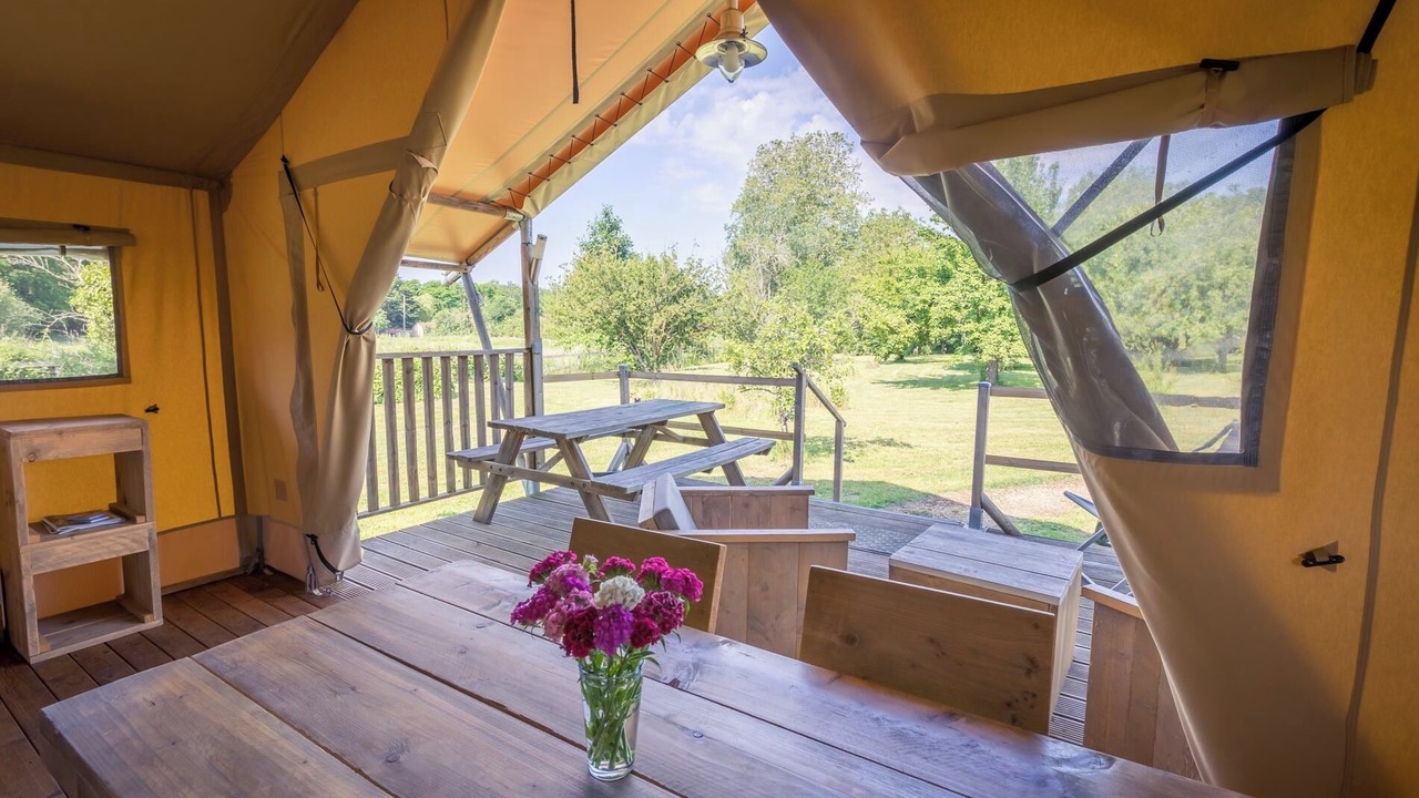 Photo of Outdoor in Saires