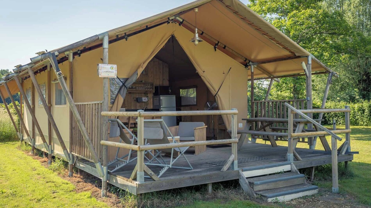 Photo of Outdoor in Saires