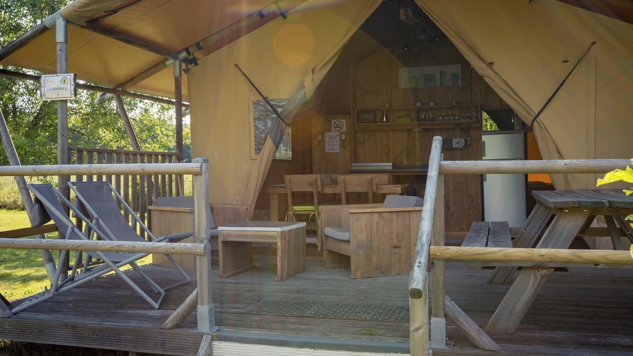 Photo of Outdoor in Saires