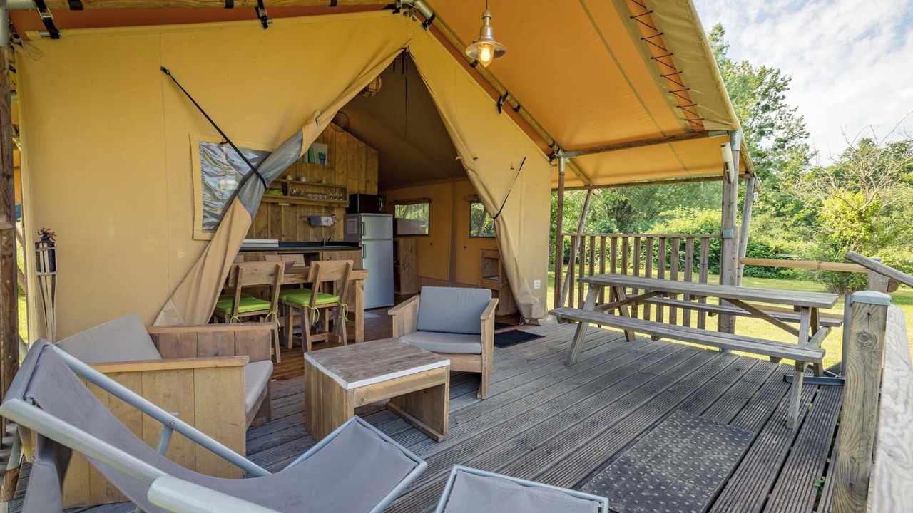 Photo of Outdoor in Saires