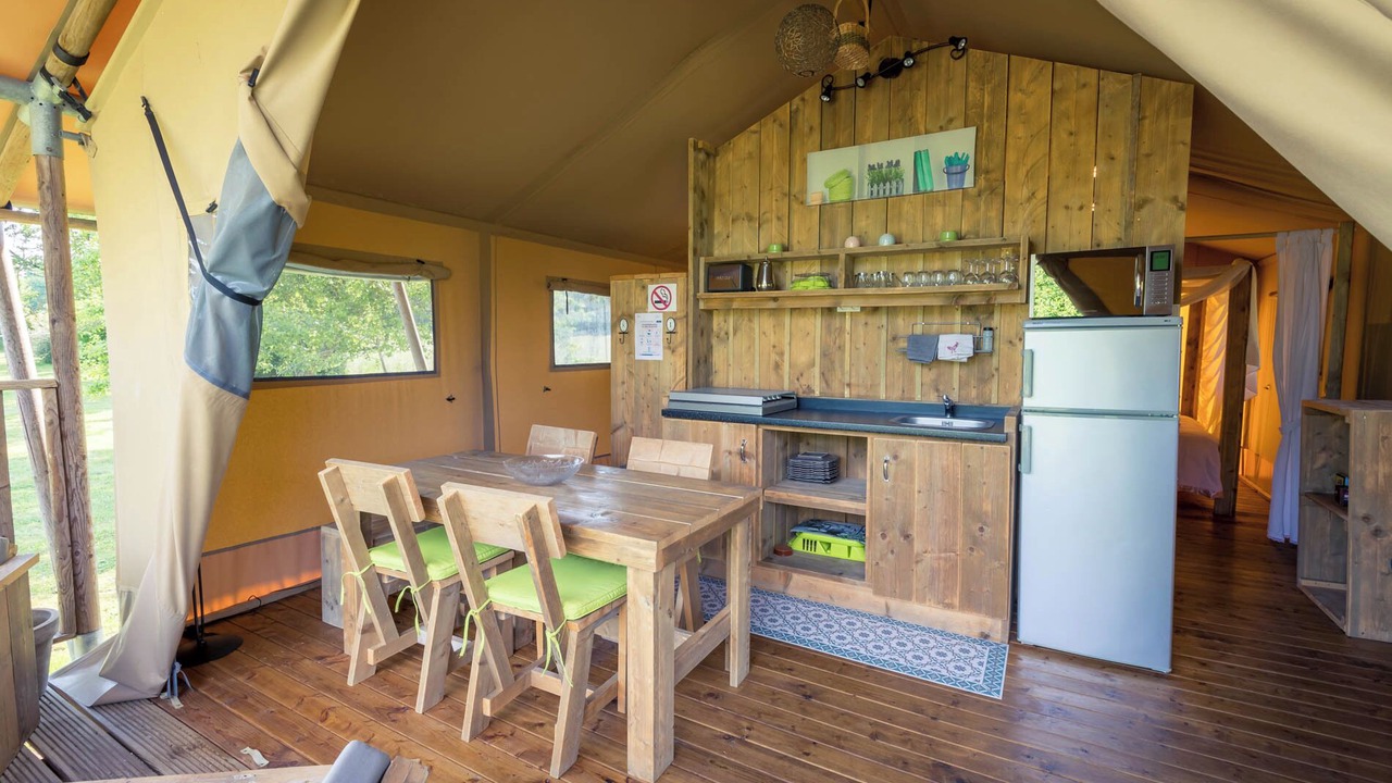 Photo of Outdoor in Saires