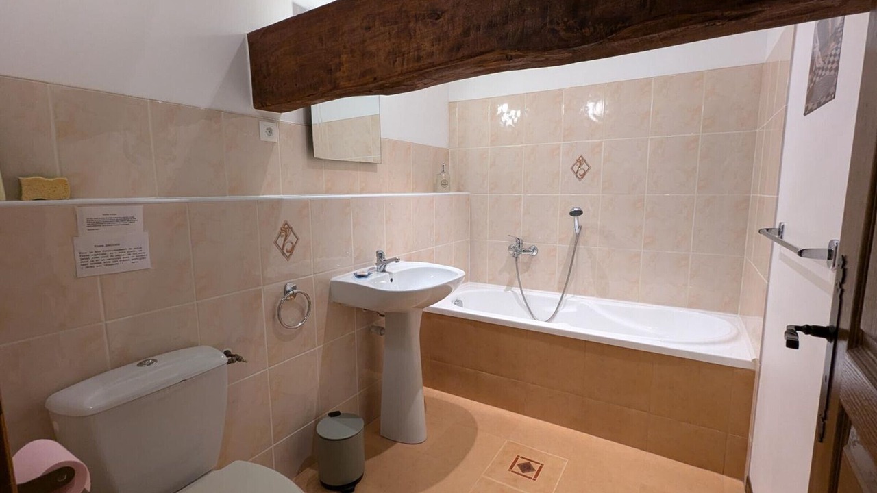 Photo of Bathroom in Pereuil