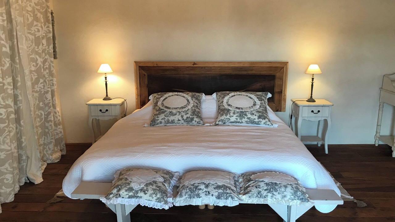 Photo of Bedroom in Montastruc