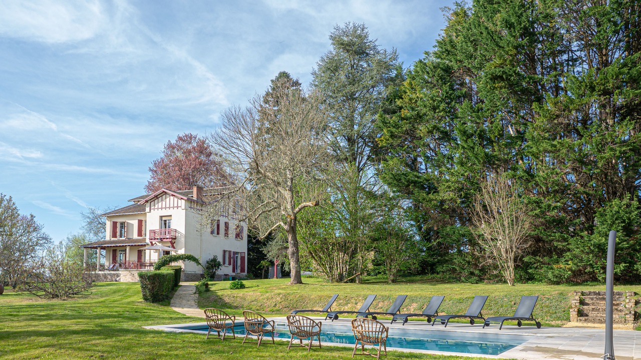 Photo of Outdoor in Lubersac