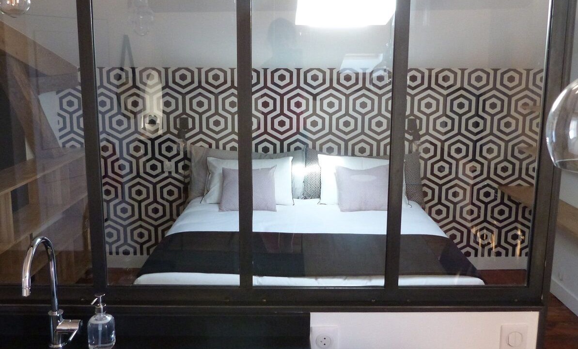 Photo of Bedroom in Bordeaux Golden Triangle
