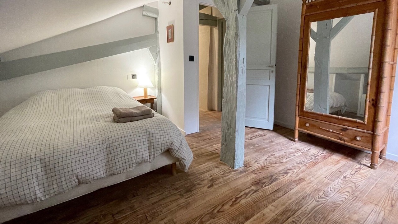 Photo of Bedroom in Vert