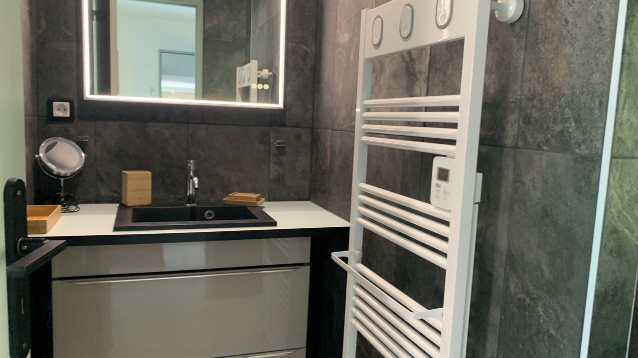 Photo of Bathroom in Perigueux