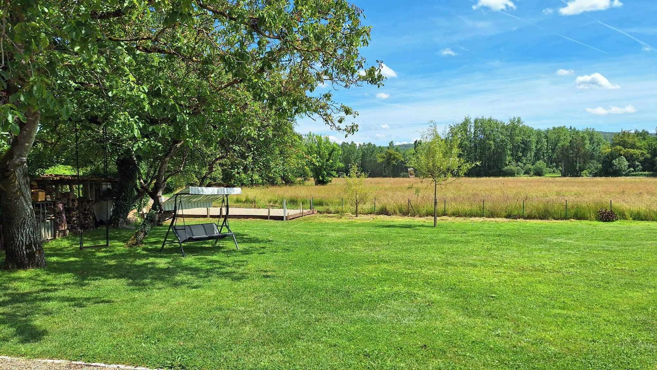 Photo of Outdoor in Saint-Pantaleon-de-Larche