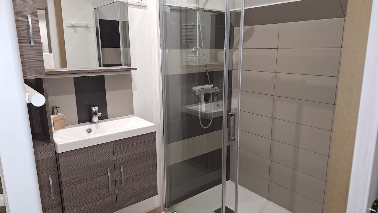 Photo of Bathroom in Saint-Pantaleon-de-Larche