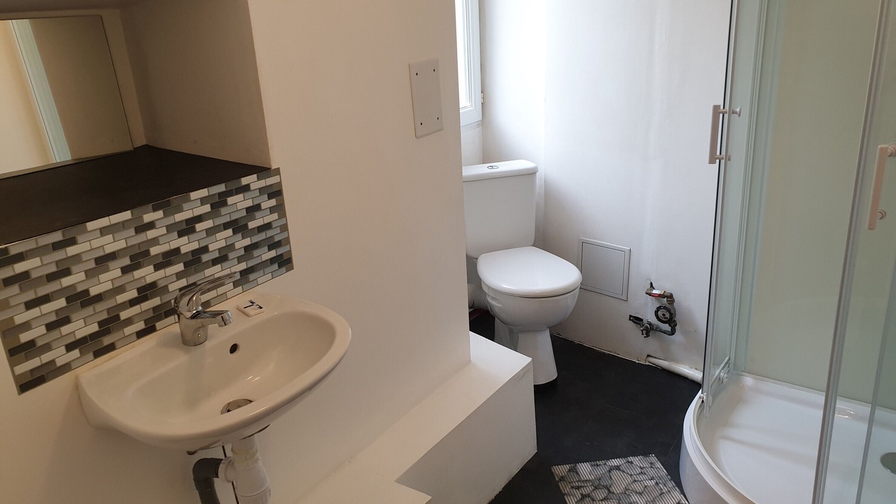 Photo of Bathroom in Chasseneuil-du-Poitou